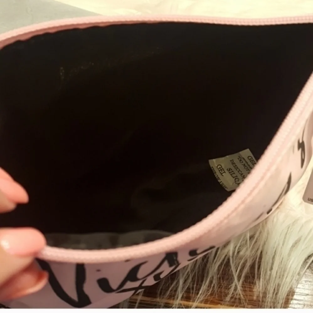 NWT 3 in 1 Beach Bags Victoria‎ Secret